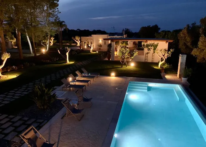 Pietra E Calce With Pool