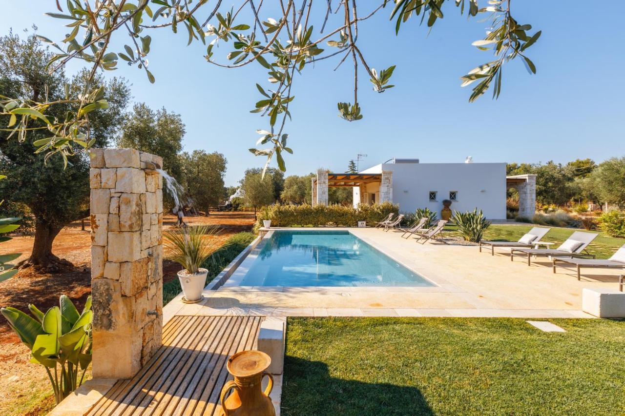 Pietra E Calce With Pool