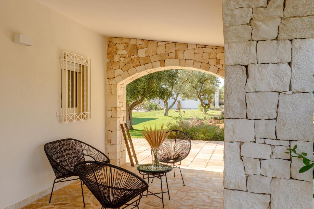 Pietra E Calce With Pool Ostuni